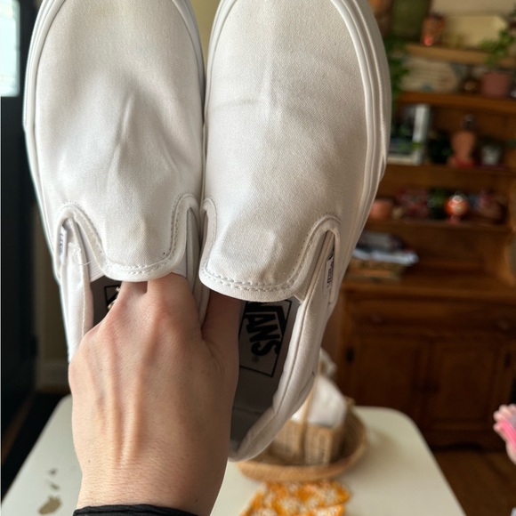 Vans Classic Slip-On Shoe White Size Mens 6 Women’s 7.5 - Picture 3 of 6